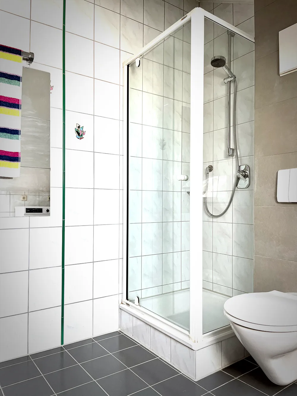 Dusche im Bad
