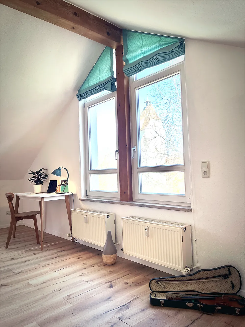 Wohnzimmer Blick auf Fenster